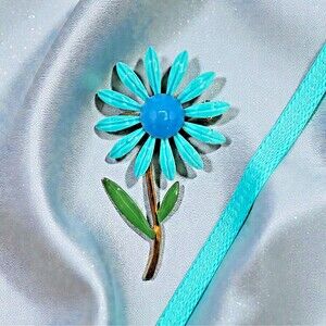 Enamel Flower Brooch Vintage Daisy Enamel Blue Felicia Floral Estate Jewelry Pin